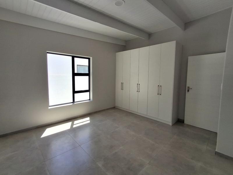 3 Bedroom Property for Sale in Britannia Bay Western Cape